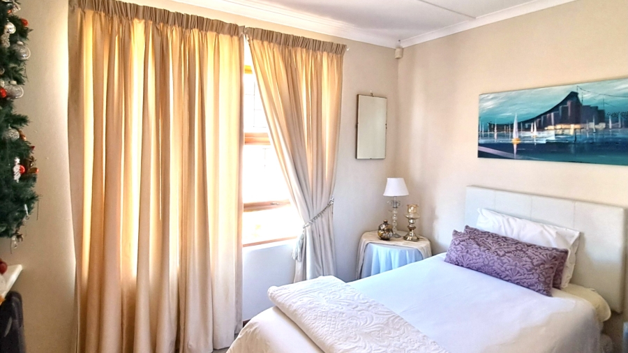 3 Bedroom Property for Sale in Vredenburg Western Cape